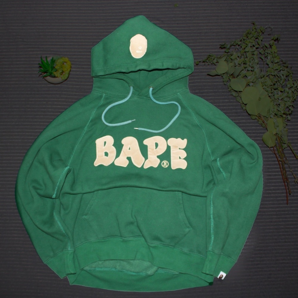 NWT BAPE Green Cotton Graphic Logo Relaxed Fit Pullover Hoodie Size L